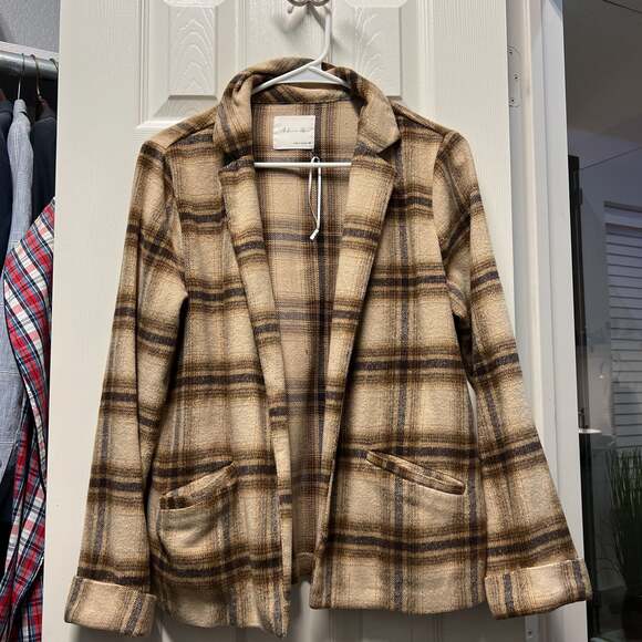 STYLE HOUSE Boutique Jackets & Blazers - Taupe Plaid Blazer – STYLE HOUSE Boutique,